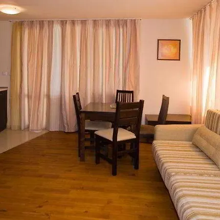 Redenka Aparthotel